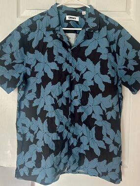 DKNY Black and Blue Leaf-Print Short Sleeve Button-Down Shirt